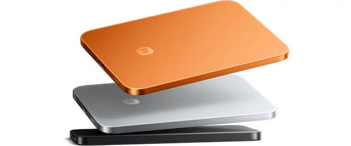 Xiaomi 5,000mAh Qi2 power bank in three colors.