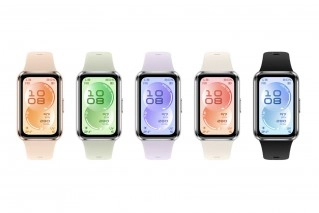 Huawei Band 11 series smartwatches in multiple colors