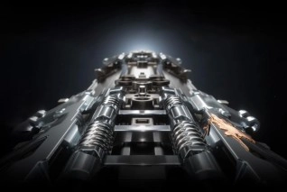 Honor Magic V6 futuristic design with springs.