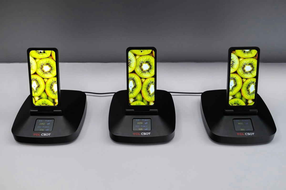 TCL CSOT inkjet-printed OLED displays show kiwi fruit.