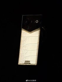 Dreame $15K luxury phone, white crocodile skin back.