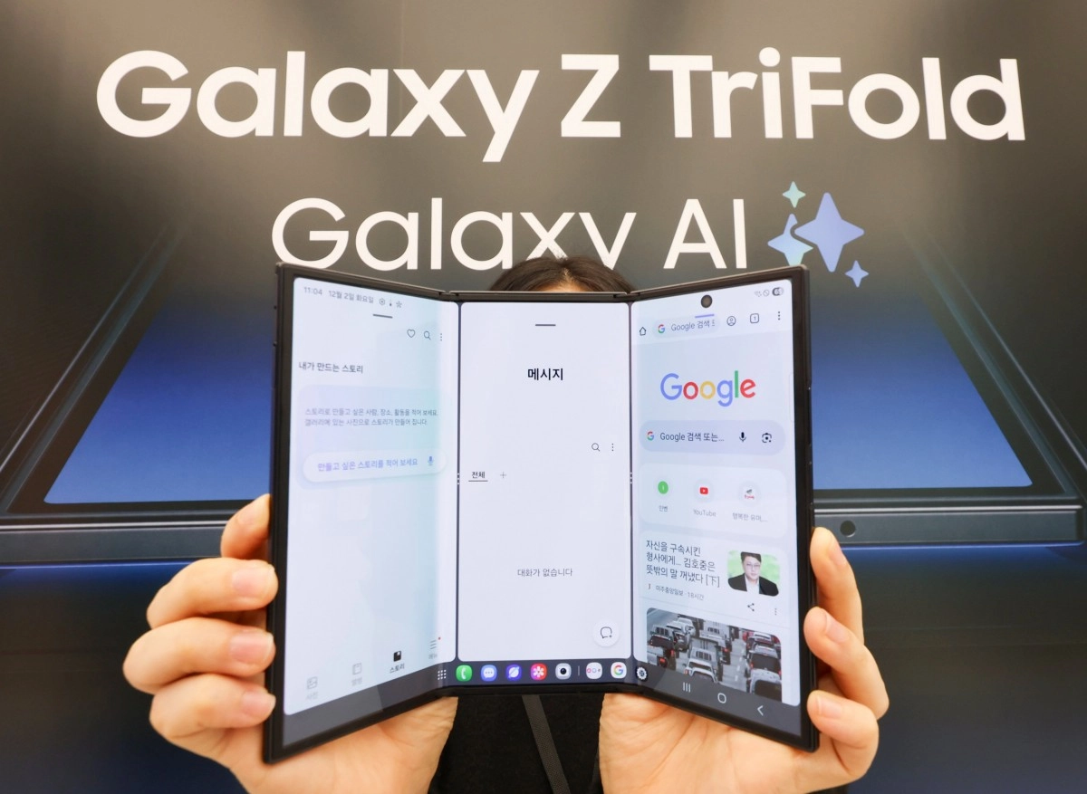 Samsung Galaxy Z TriFold phone with triple screen.
