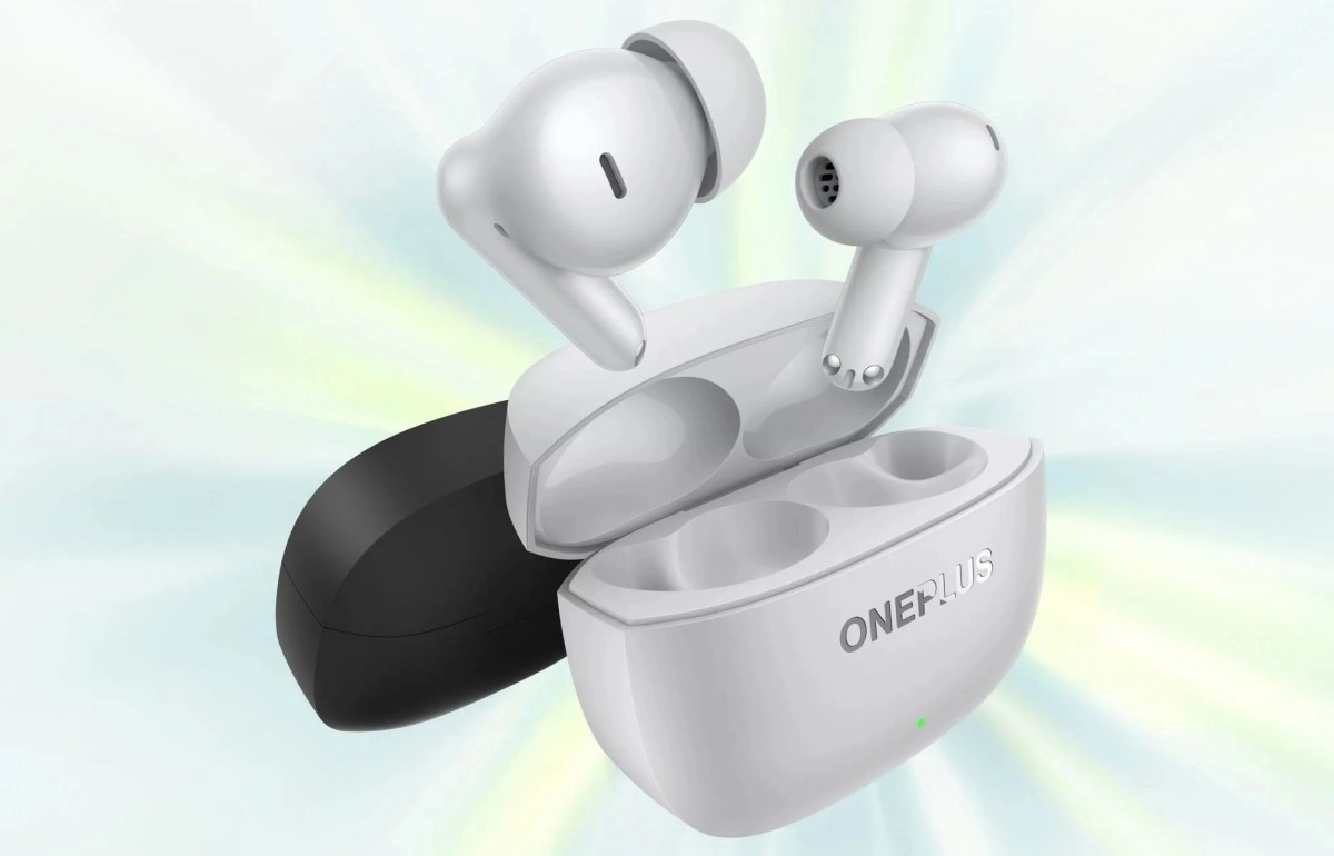 OnePlus Nord Buds 4 Pro with charging case.