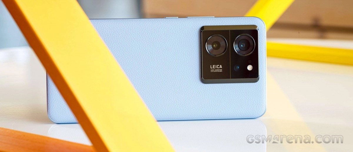 Xiaomi 13T Pro Leica camera system close-up.