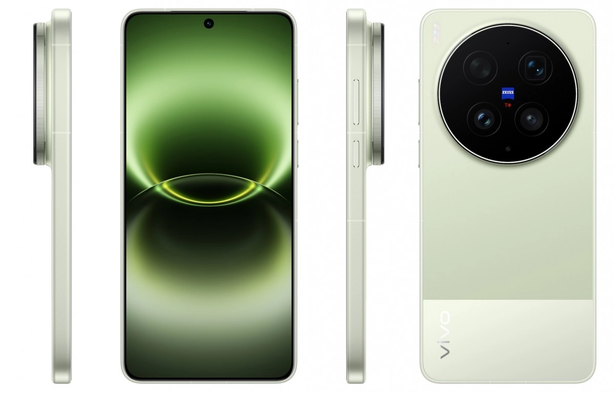 vivo X300 Ultra phone with large camera module