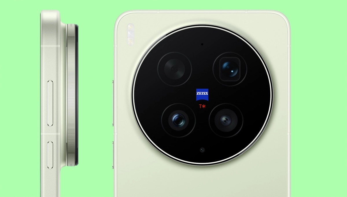 vivo X300 Ultra phone with ZEISS T* quad camera