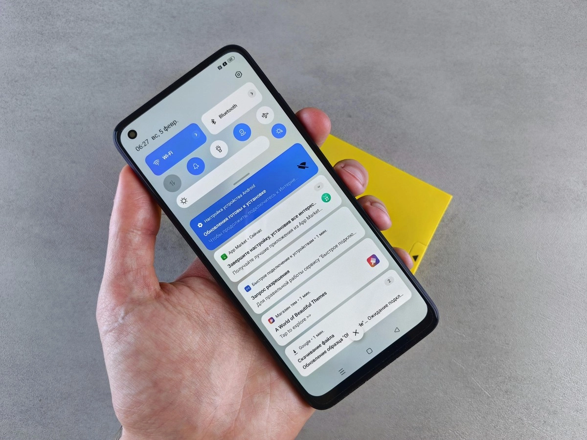 Android phone notifications and quick settings panel.