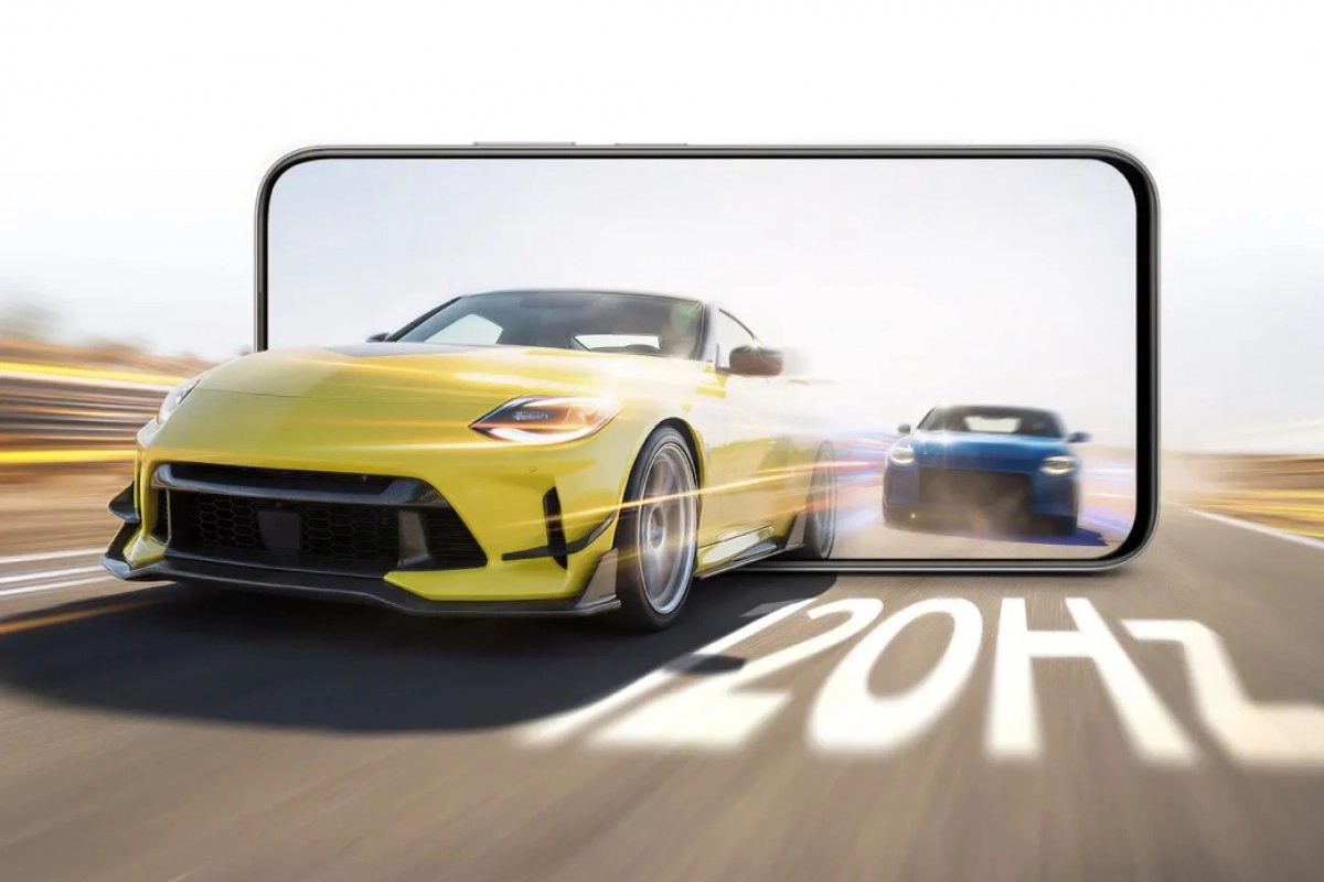 Realme C100 4G phone with racing cars.