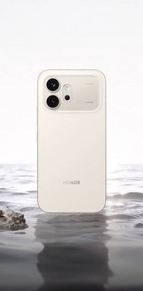 Honor 600 Pro rear camera design with Honor logo