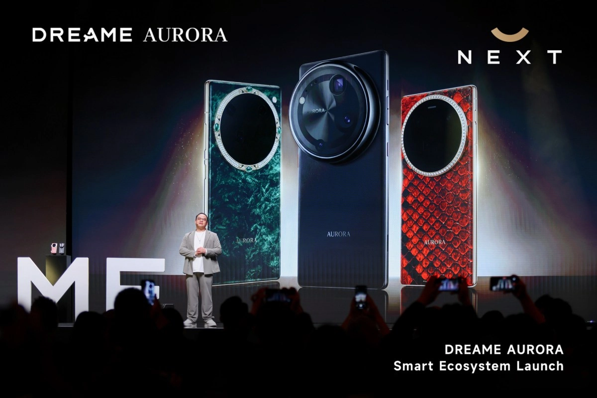 Dreame Aurora smartphones displayed at launch event