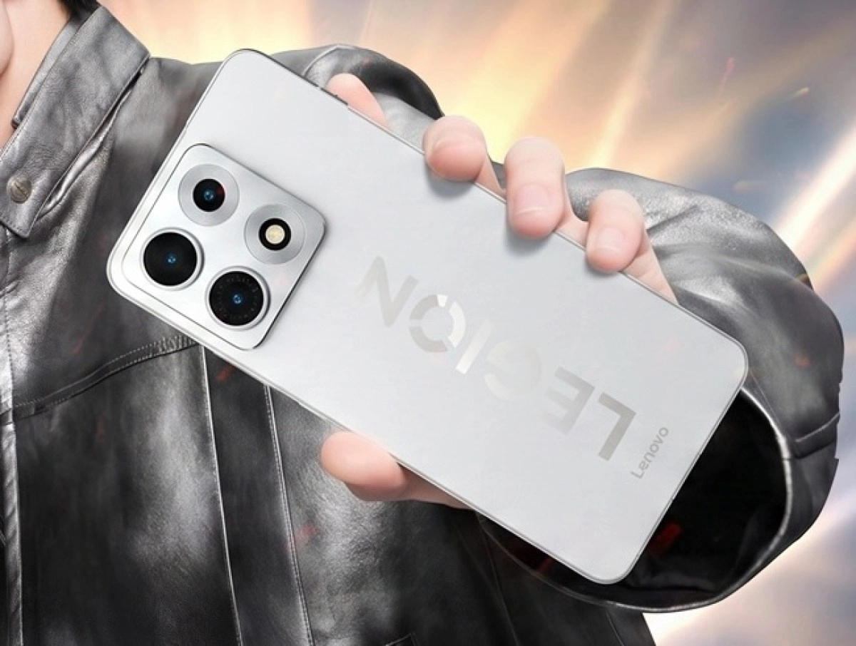 Lenovo Legion Y70 smartphone camera module and logo.
