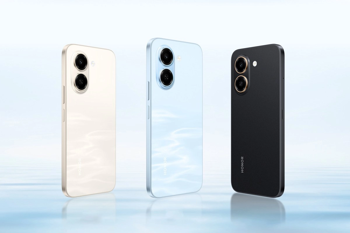 Honor Play 80 Plus phones in three colors.