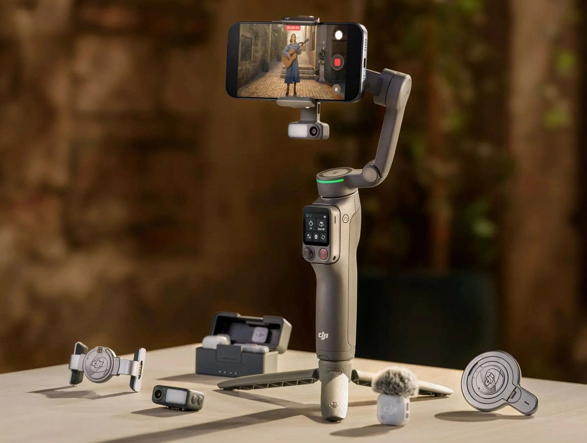 DJI Osmo Mobile 8P gimbal with detachable remote control.
