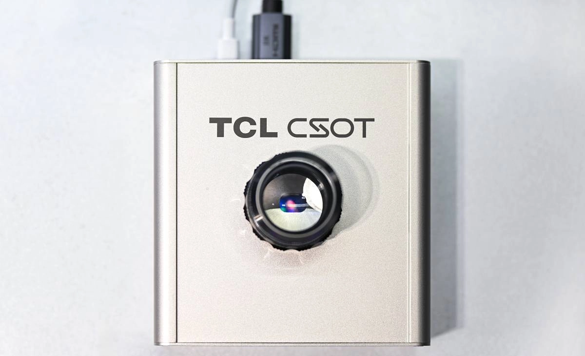TCL CSOT highest pixel density XR display module.