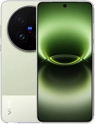 Vivo X300 Ultra and X300 FE phones.