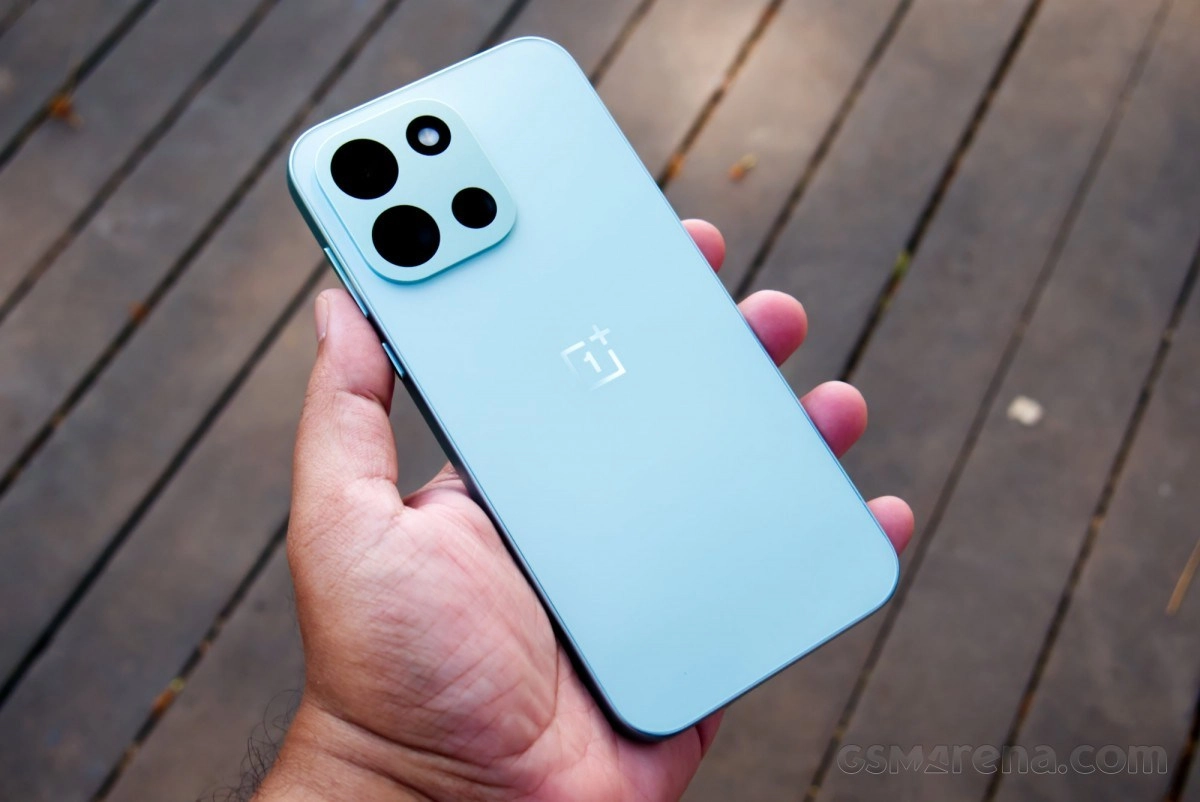 Light blue OnePlus Nord 6 phone back.