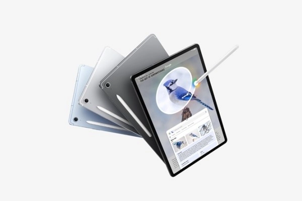 Samsung Galaxy Tab S series tablets with styluses.