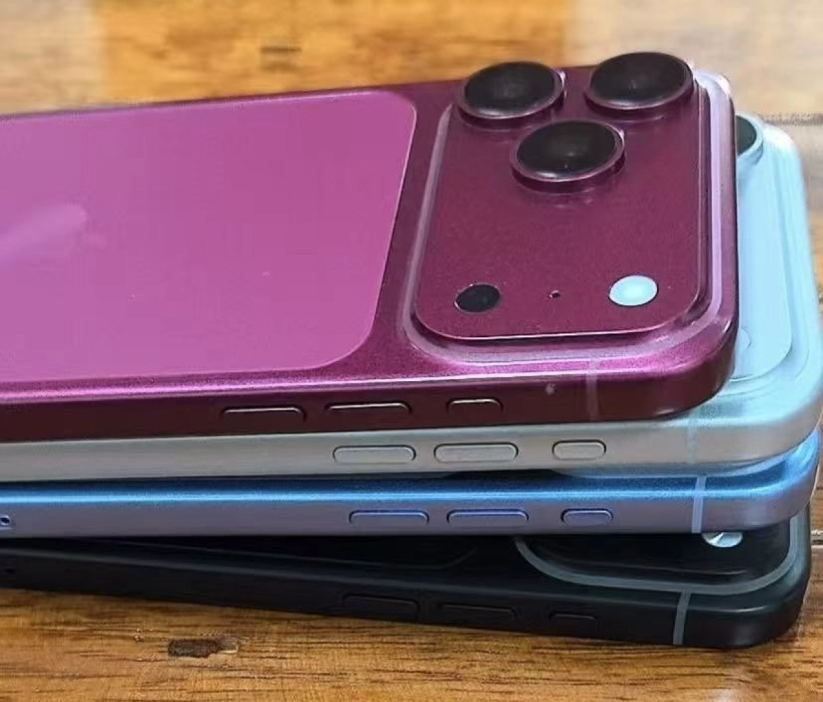 iPhone 18 Pro purple, blue, silver, black colors
