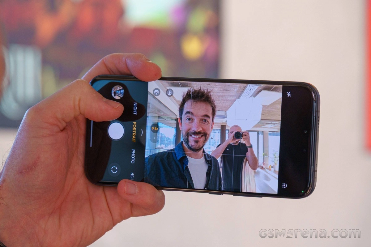 Testing 100MP square selfie sensor on a smartphone.