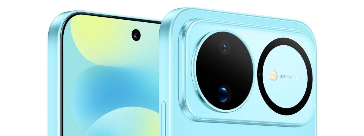 Huawei Nova 16 Pro dual-lens camera system.