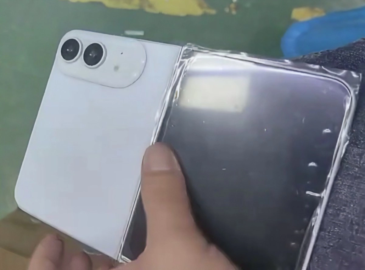 iPhone Ultra prototype with liquid metal hinge shown