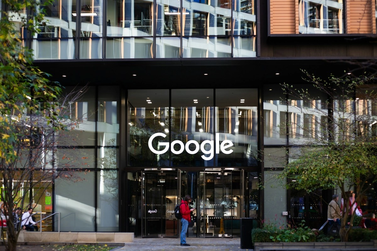 Google office building for $80 billion AI investment