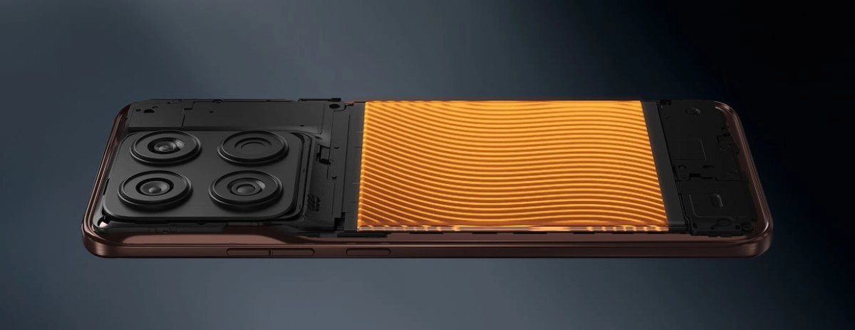 Motorola Edge 70 Pro+ internal components, camera, heat sink.