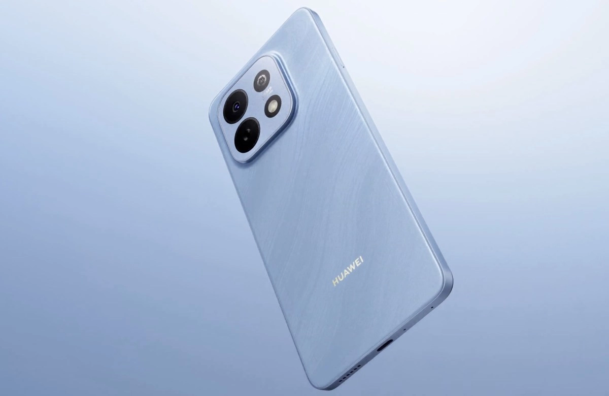 Huawei nova Y74 rear view with triple camera.