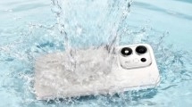 Honor 600 Smart phone in water.