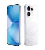 Oppo Reno16 and Reno16 Pro phones white.
