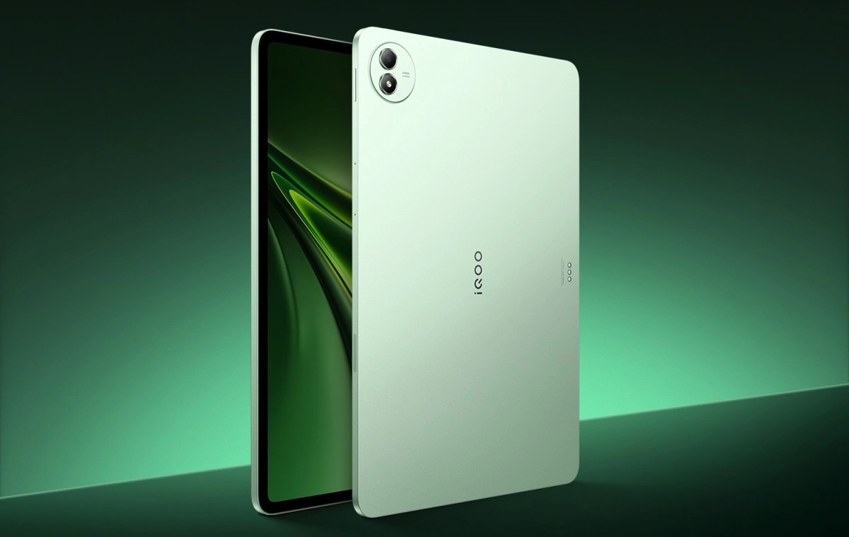 iQOO tablet in mint green with dual camera.