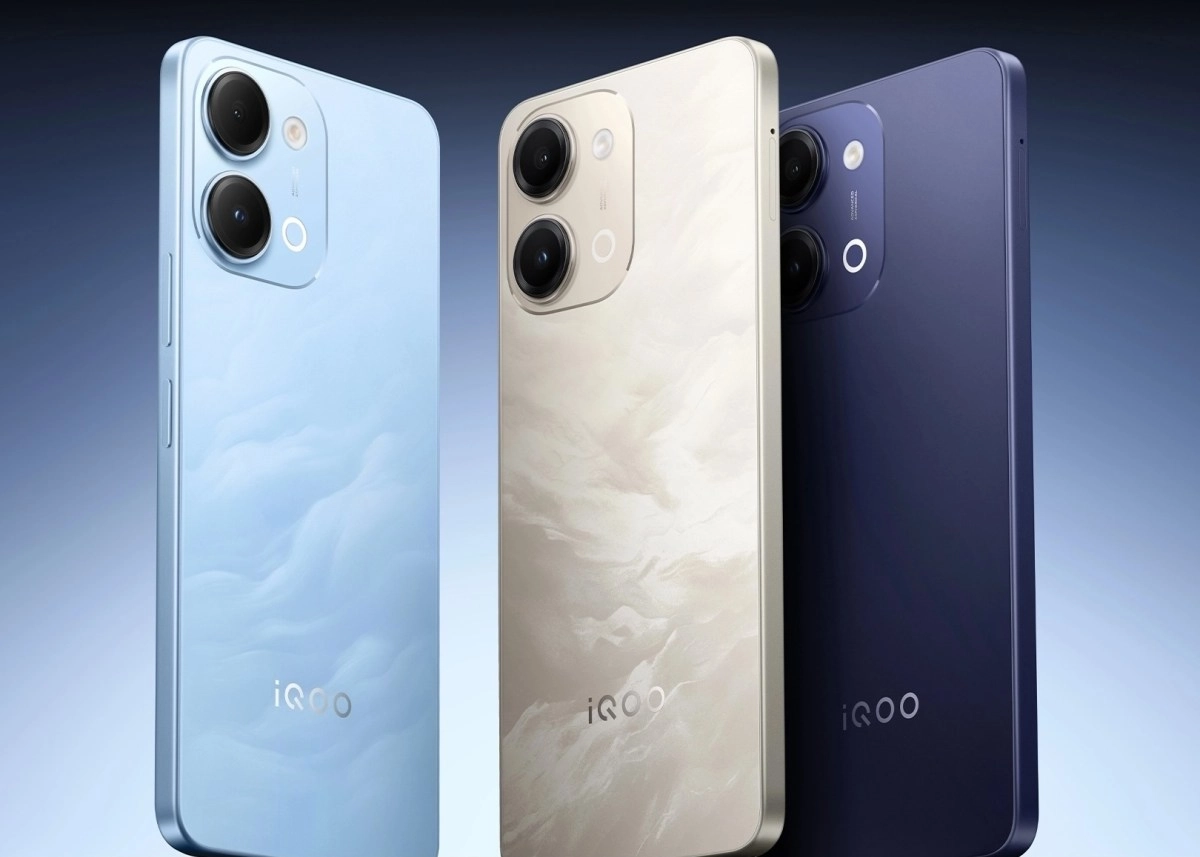 iQOO Z11i phone in three colors displayed.