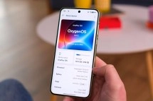 OxygenOS details on phone before rumored ColorOS merge.
