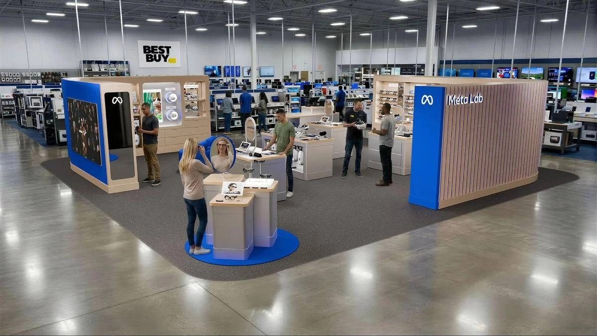 Meta Lab display at Best Buy electronics store.
