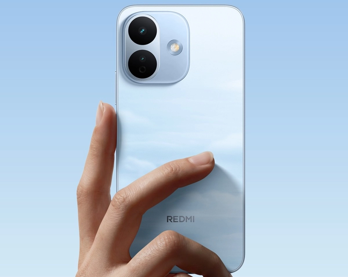 Redmi Note 17 Pro dual camera system detail.