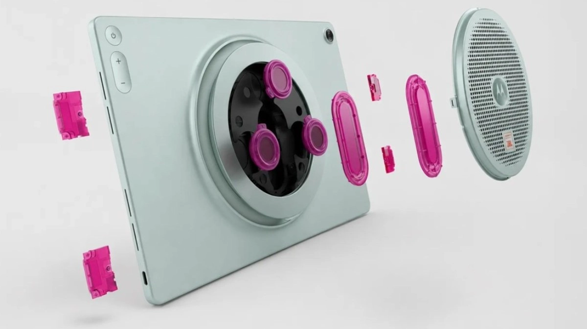 Motorola Moto Pad 70 Groove detachable JBL speakers.