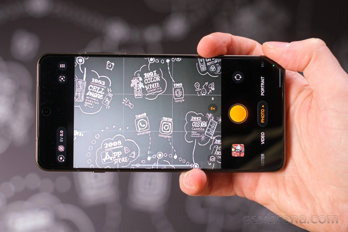 Oppo Find X10 Ultra camera zoom interface.