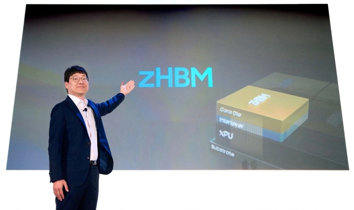 Samsung unveils zHBM for AI accelerators.