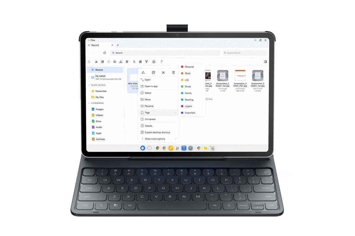 Honor Pad 20 Pro tablet with keyboard.