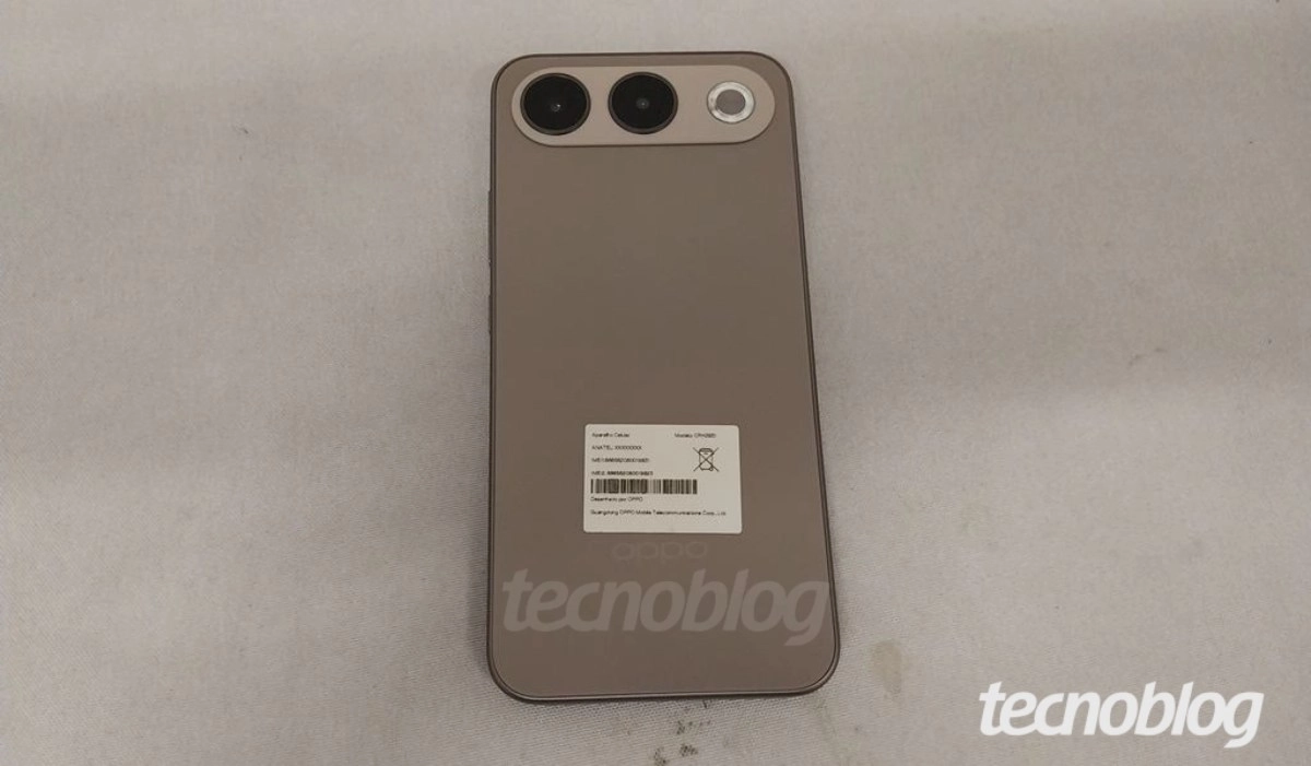 Oppo A7 Pro dual camera smartphone listing image.
