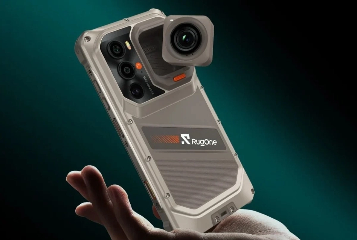 RugOne Xsnap 7 Pro with detachable camera.