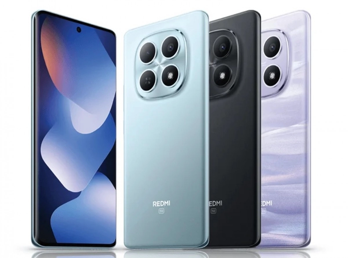 Redmi Note 15 5G phones in multiple colors.