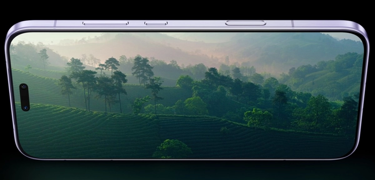 Honor Magic8 RSR Porsche Design smartphone landscape display