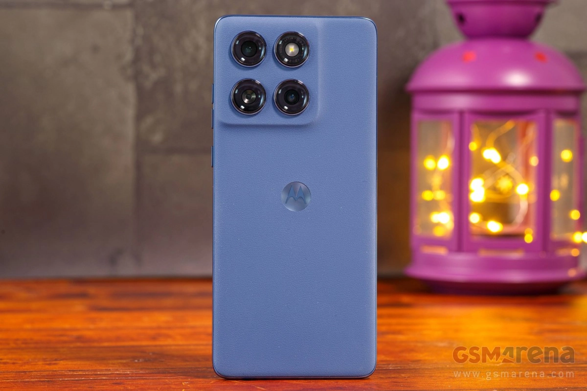 Motorola Edge 70 Fusion rear camera array and logo.