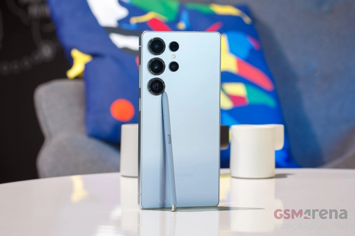 Samsung phone with stylus and camera array.