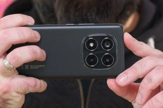 Modern smartphone back with advanced multi-lens camera.