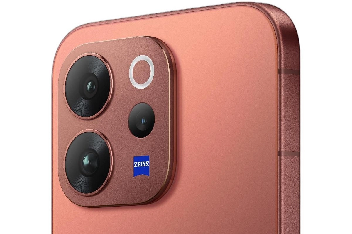Vivo V70 rear camera module with Zeiss logo.