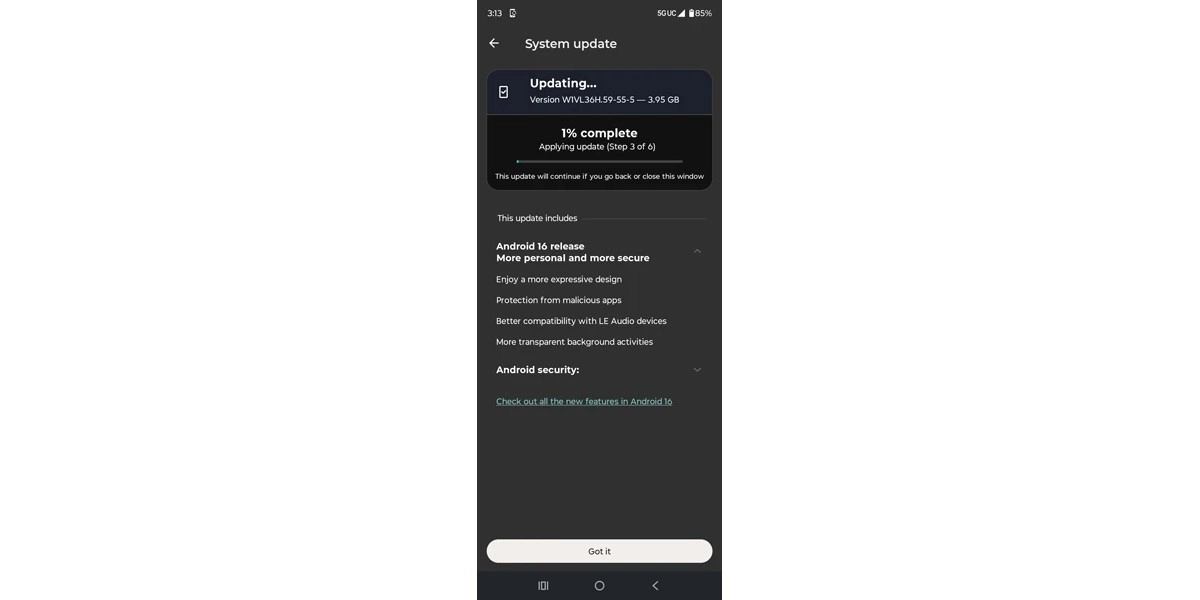 Motorola foldable phone updating to Android 16.